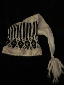 De Colección Sombrero de Esquí Puntiagudo Largo Invierno Tejido Gorra con Borla Nórdico Años 70 Alpino Negro Blanco - Imagen 1 de 8