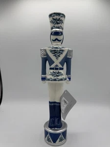 Cascanueces Dillard’s Southern Living Pequeño Azul Blanco Chinoiserie Nuevo con Etiquetas - Imagen 1 de 13