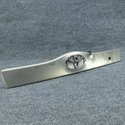 04-09 Toyota Prius porta traseira escotilha alça de elevação botão DRIFTWOOD 4S2 BRONZEADO FUNCIONA FABRICANTE DE EQUIPAMENTO ORIGINAL - Imagem 1 de 4