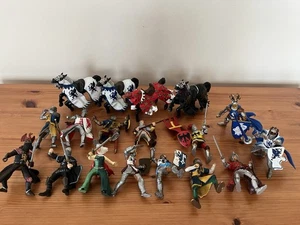 Schleich PAPO Knights and Horses Medieval Fantasy Figure Bundle - Picture 1 of 11