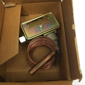 Detroit Switch Temperature Control Sw. 444-133, 444-10 EL, NSN: 5930-01-444-2509 - Picture 1 of 8