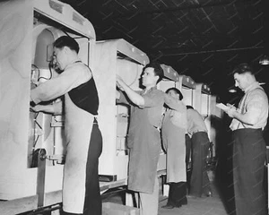 Mills Novelty Jukebox Factory Line Vintage 8x10 Reprint Of Old Photo 1 - Picture 1 of 1
