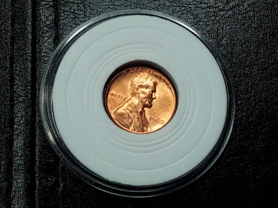 Uncirculated 1960 p Red Lincoln 1c Penny  - Image 1 of 4