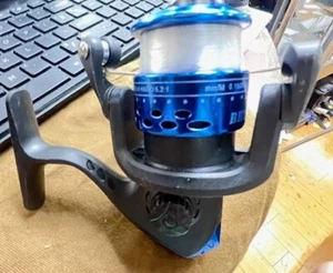 BAIHUI BH 200 SPINNROLLE - Bild 1 von 1