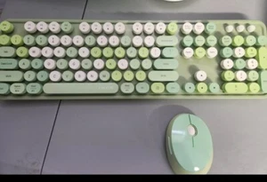 Ubotie Wireless Keyboard Mouse Set- Green Retro Never Used - Picture 1 of 2