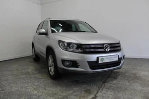 VOLKSWAGEN TIGUAN 2.0 TDI BlueMotion Tech SE DSG 4WD Euro 5 (s/s) 5dr 2013 - Picture 1 of 20