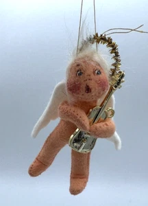 Annalee 3" Angel Playing Violin Ornament 781997 1997 - Picture 1 of 4
