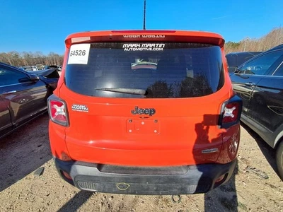 Alerón limpiaparabrisas maletero/portón trasero con cámara compatible con 15-17 RENEGADE 2757260 Foto 1 de 3