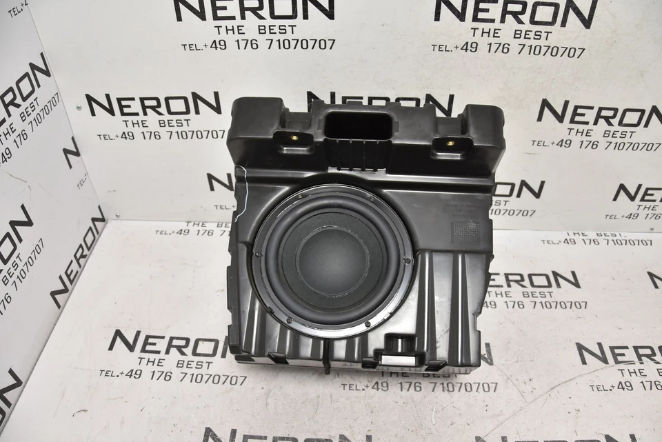 Porsche Panamera 970 Subwoofer Lautsprecher BOSE 97064556503 - Bild 1 von 4