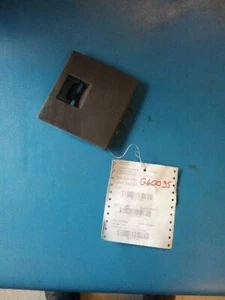 1989 NISSAN PICKUP FUSE BOX COVER 173154 - Picture 1 of 2