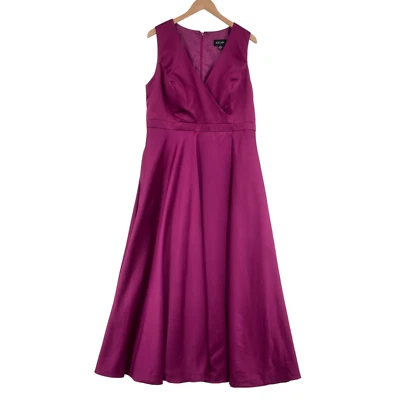 Vestido Feminino Xscape Fit & Flare Tamanho 14 Roxo Decote V Zíper Traseiro Fenda Única Traseira - Imagem 1 de 4