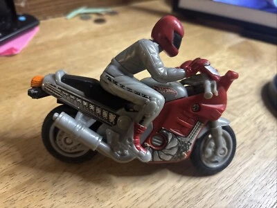 Hot Wheels Vintage 2002 Friction Motorcycle w/ Stunt Rider Figure Red - Изображение 1 из 4