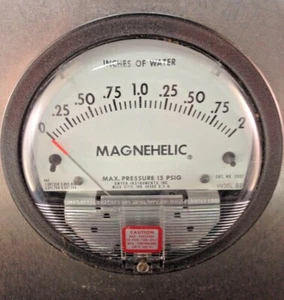 Neu Overstock Dwyer 2002 Magnehelic Differenzdruckprüfer  - Bild 1 von 4