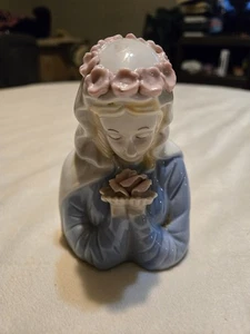Vintage Keramik/Porzellan schöne Jungfrau Maria mit Blume Figur - Bild 1 von 2