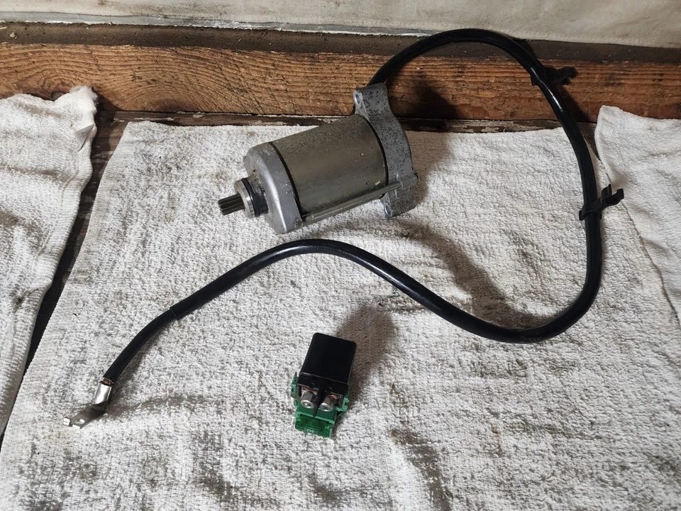 03-10 Honda ST1300 MOTOR ARRANQUE MOTOR CON RELÉ SOLENOIDE Foto 1 de 1
