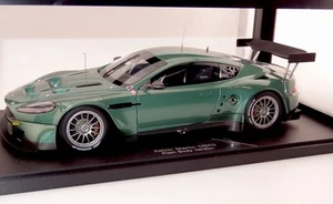 AUTOart 1/18 Aston Martin DBR9 24h LeMans Plain Body Version - Picture 1 of 11