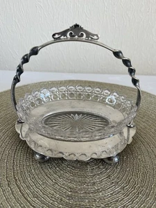 Antigua cesta de azúcar plateada con revestimiento de vidrio - F.H & S Sheffield c.1897 - Imagen 1 de 6