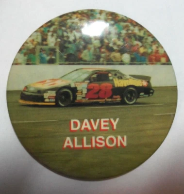 Vintage NASCAR 'Davey Allison' Jumbo Pin Botón ~ Texaco Havoline #28 Coche Foto 1 de 3