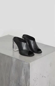 NEW BCBGMAXAZRIA BLACK ILIA BLOCK HEEL SANDAL WOMEN/F25 SIZE 8.5B - Bild 1 von 8