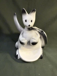 1956 McCoy Fine Ent Gray Boxing Kangaroo Ceramic Dresser Caddy - In Pulp Fiction - Picture 1 of 7
