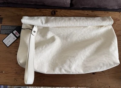 Bolso clutch Ann Demeulemeester / PVP 1400 $ piel de becerro blanca hueso Foto 1 de 4