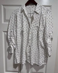 Just Living White & Blue Anchor Pattern Button Roll Tab Sleeve Shirt Women Sz L - Picture 1 of 2