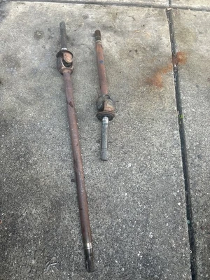 1973 - 1980 雪佛兰 K5 K10 K20 Dana 44 前左和右轴二手 — 第 1/4 张图片