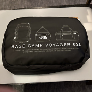 The North Face Base Camp Voyager Duffel Travel Bag Size 62L Black BNWT