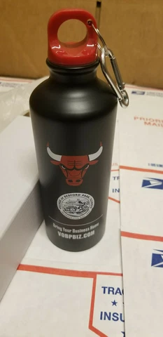 Chicago Bulls - *_* Water Bottle *_* SGA _2019-20 ** NEW!!! Cover
