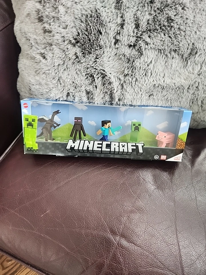 ¡NUEVO! Juego de 4 figuras coleccionables Minecraft Micro Collection con Ender Dragon Foto 1 de 1