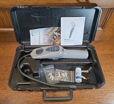 INFICON Tek-Mate HVAC/R AC Refrigerant Leak Detector (705-202 G1) Tool (B) WORKS - Image 1 of 4
