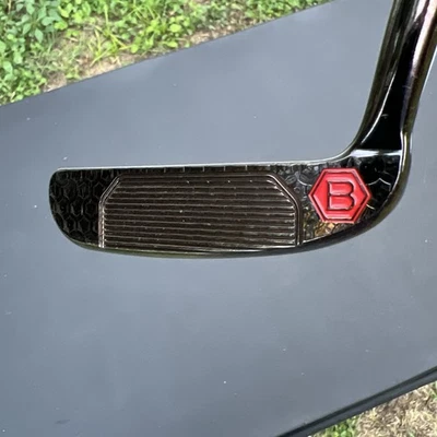 Bettinardi Studio Stock #6 Milled USA 33.5” Soft Carbon 2011 Fit Face Putter - Image 1 of 4