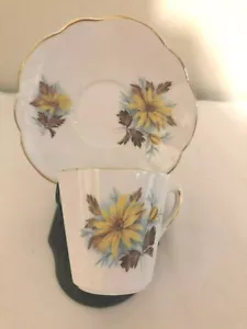 Juego de tazas de té y platillo Lefton Bone China tamaño completo amarillo/marrón floral - Imagen 1 de 3