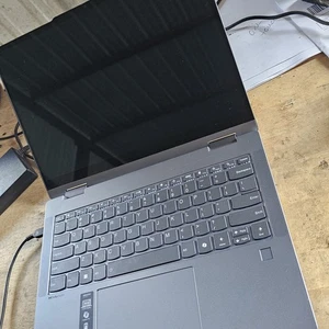 Lenovo IdeaPad 5 14Q8X9 14" Táctil 2n1 16gb 1tb Oled Snapdragon X Lcd - Imagen 1 de 4