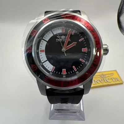 Reloj Invicta Specialty para hombre 45 mm bisel rojo y negro con esfera negra correa de silicona Foto 1 de 4