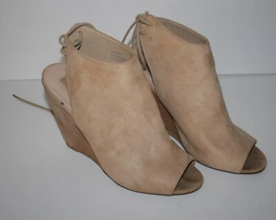 Women's Forever 21 Beige Wedge Tie-Back Faux Suede Shoes Size 8 - Image 1 of 4