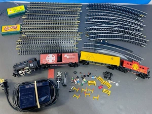 Vintage HO Model Train Set Part of the Toys R US Express READ - Picture 1 of 19