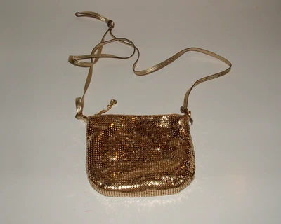 Bolso de noche de malla dorado Whiting & Davis, con caja, #6589, vintage, EE. UU., usado Foto 1 de 4