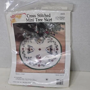 Nuovo Hobby Kraft punto croce mini gonna albero kit visite di Babbo Natale Natale OC28 - Foto 1 di 7