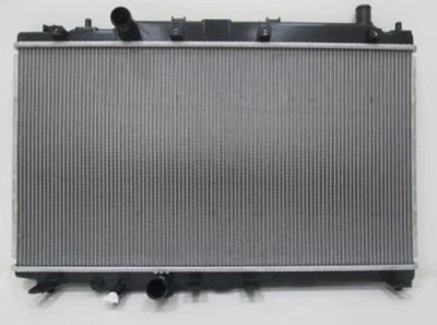 Conjunto de radiador TYC 13539 para modelos Honda HR-V 1,8 L L L4 2016-2016 Foto 1 de 2