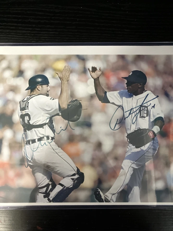 底特律老虎队棒球奥斯汀杰克逊和亚历克斯阿维拉签名照片 — 第 1/4 张图片