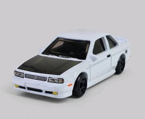 1991 Nissan Sentra SE-R Diorama Sammlerstück DieCast Modellauto 1:64 weiß lose - Bild 1 von 8