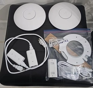 Unifi UAP-AC-PRO SET OF 2 Access Points with 3 POE Injectors - Afbeelding 1 van 2