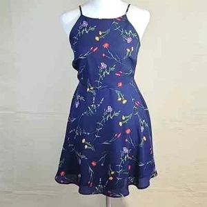 Lulus Skater-Minikleid Flower of the Flock dunkelblau Blumenmuster - S - Bild 1 von 7