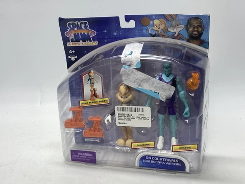 SPACE JAM A New Legacy On Court Rivals Lola Bunny Wet / Fire 5" Action Figure Cover