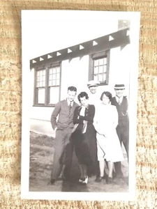 VERA AND FRIENDS,DANVILLE,ILLINOIS,1930'S.VTG 5.3" x 3.3" PHOTO*SP5 - Picture 1 of 3