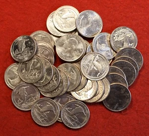 2018-D Block Island National Refuge Quarters 40 Coin roll Circulated - Picture 1 of 4