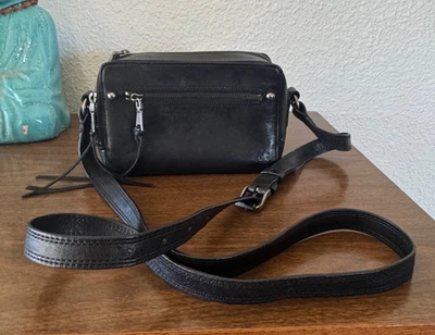 Bolso Bandolera Frye Cuero Negro para Cámara/Pequeño Excelente Estado Usado   Foto 1 de 4
