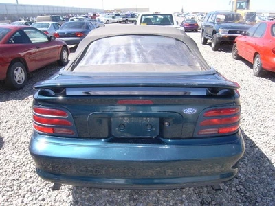 Conjunto de limpador de ar usado serve: 1995 Ford Mustang 8-302 5.0 grau A - Imagem 1 de 4