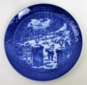 Royal Copenhagen Denmark Seasons Greetings 2003 Collector Plate Blue White SV - Picture 1 of 5